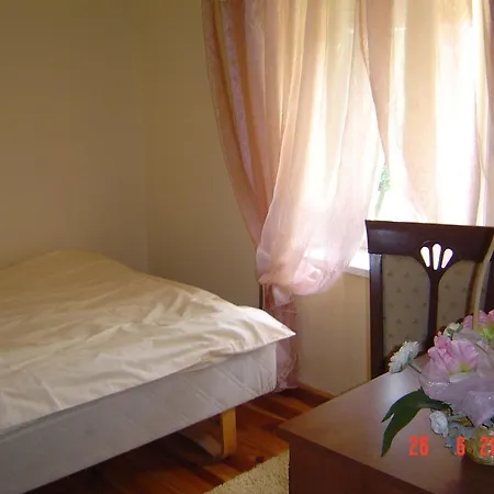 Bed & Breakfast Palacyk W Lisewie 3*