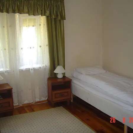 Bed & Breakfast Palacyk W Lisewie