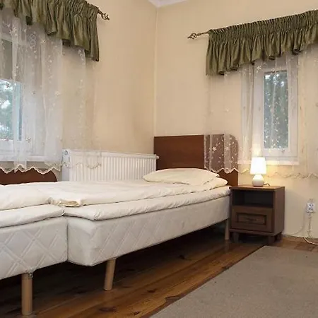 Bed & Breakfast Palacyk W Lisewie
