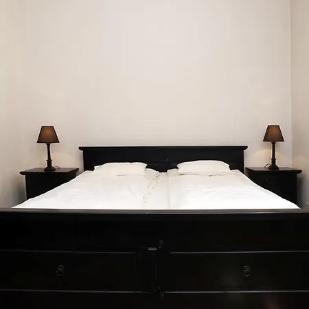 Bed & Breakfast Palacyk W Lisewie