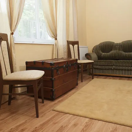 住宿加早餐酒店 Palacyk W Lisewie