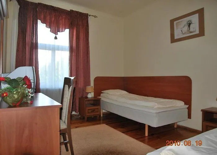 Bed & Breakfast Palacyk W Lisewie