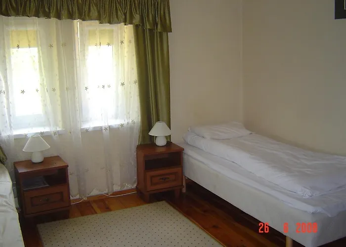 Bed & Breakfast Palacyk W Lisewie