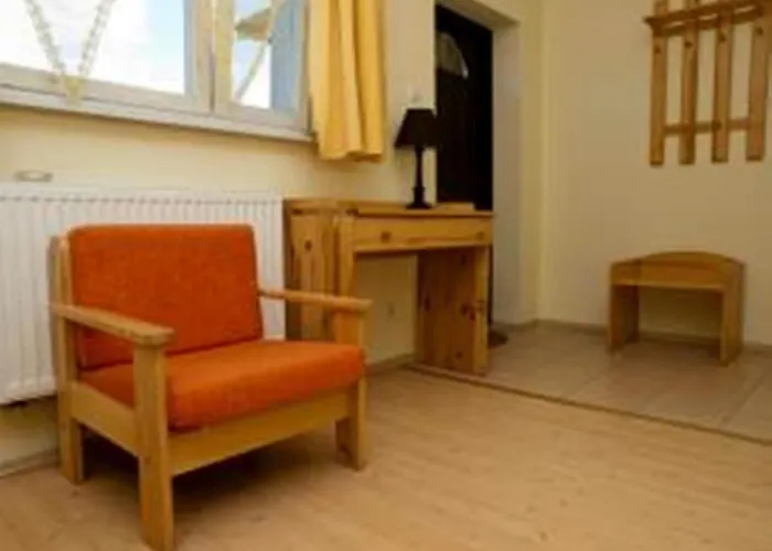 Palacyk W Lisewie Skulsk